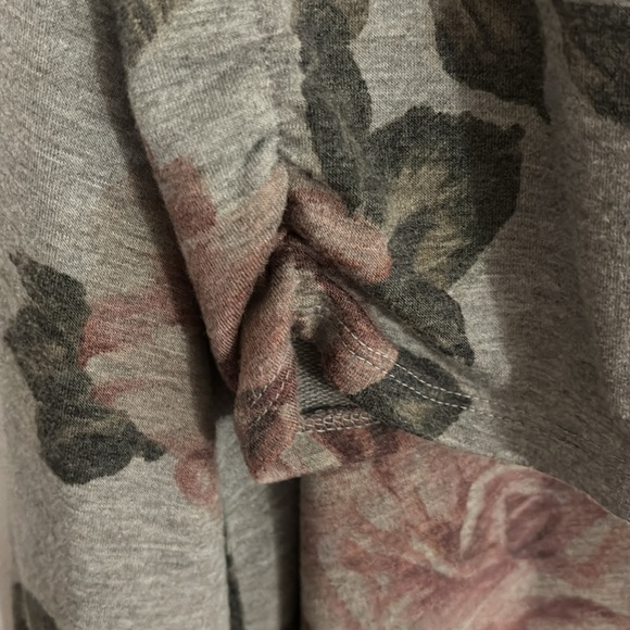 Floral Jersey Dress - Picture 7 of 8